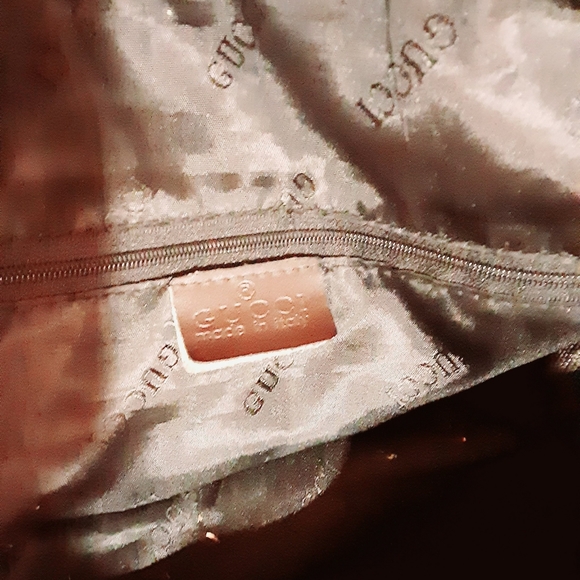 Gucci duffle bag - Picture 2 of 3